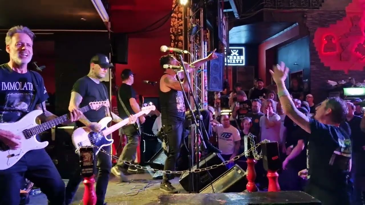 Strung Out Full Concert Live 29.04.2025 Don't Panic Club & Pub Essen Part5
