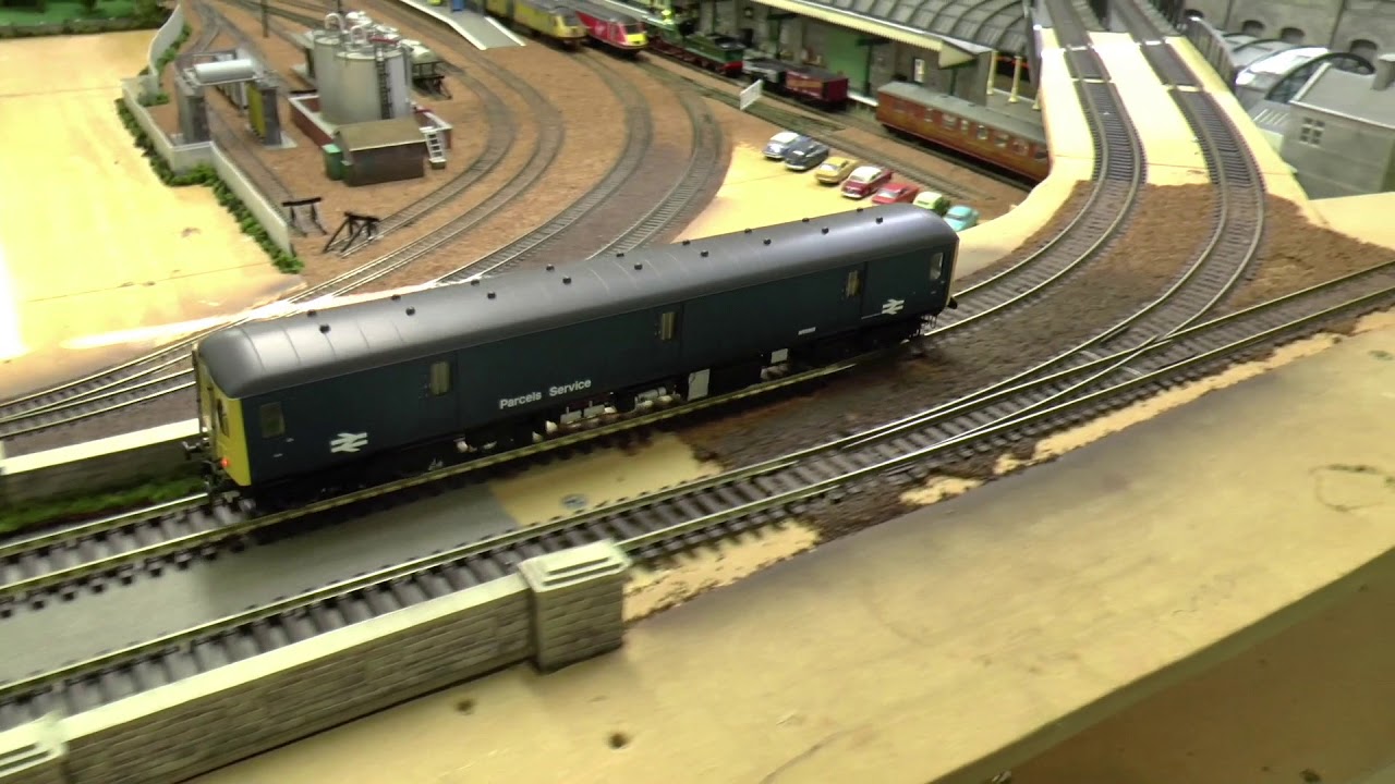 Warped track now fixed.    28-06-2018