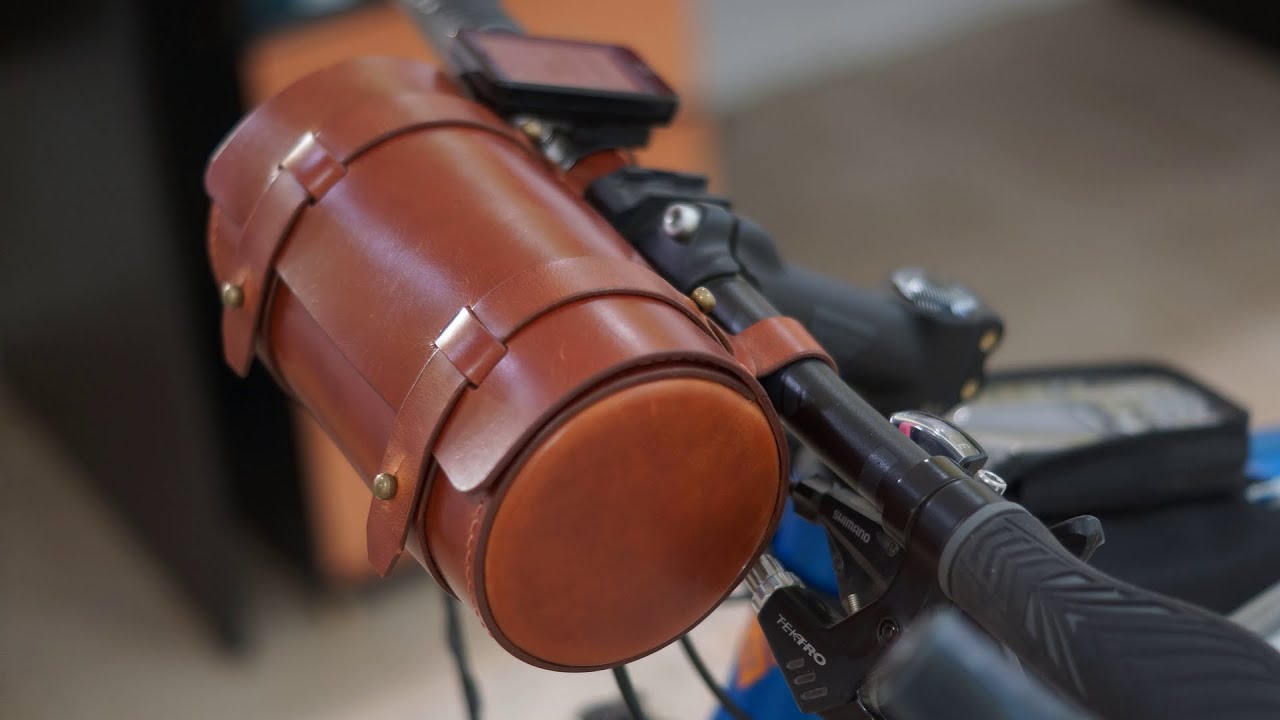 Leather Bicycle Bag - Leatherworking DIY.   Кожаная сумка для велосипеда своими руками.
