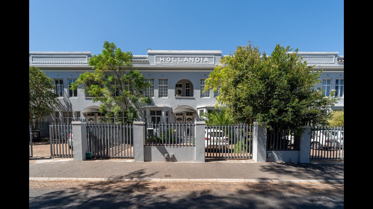2 Bedroom Apartment / Flat For Sale in Wynberg Upper, Cape Town