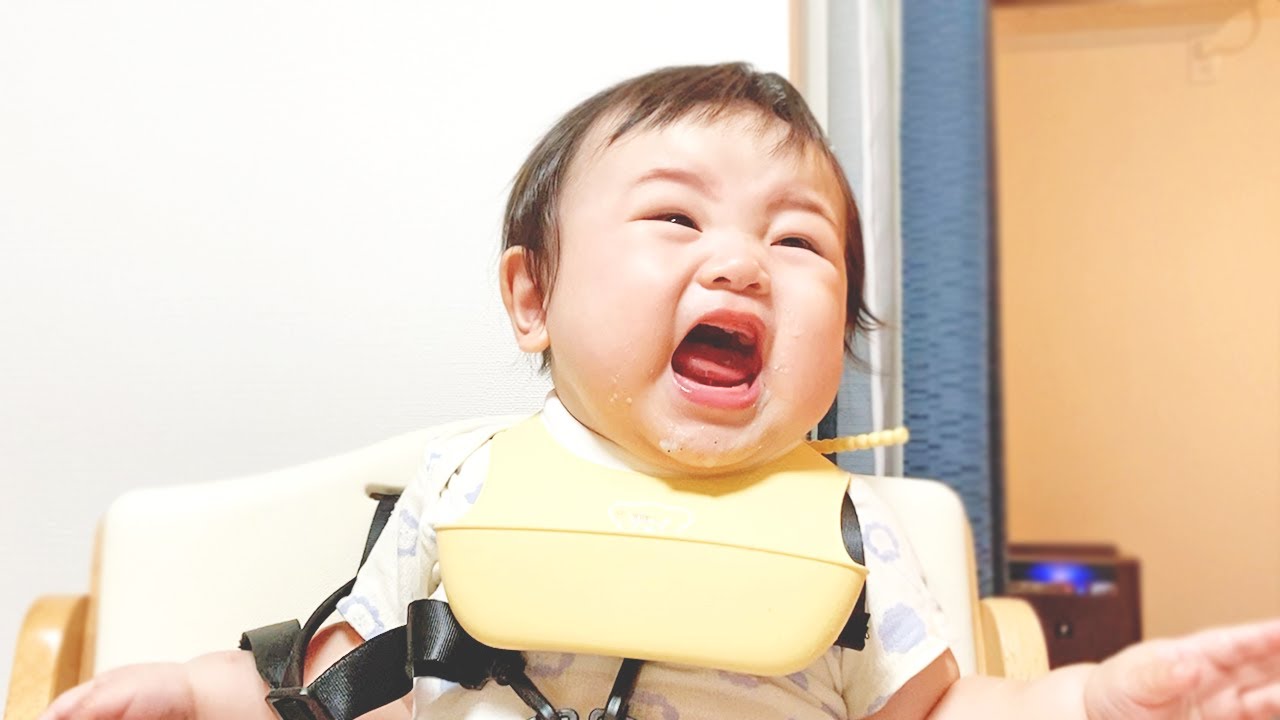 【ノーカット】生後7ヶ月が離乳食を食べるだけ〜仲良しになったばかりのじいじと叫びながら食べた日〜