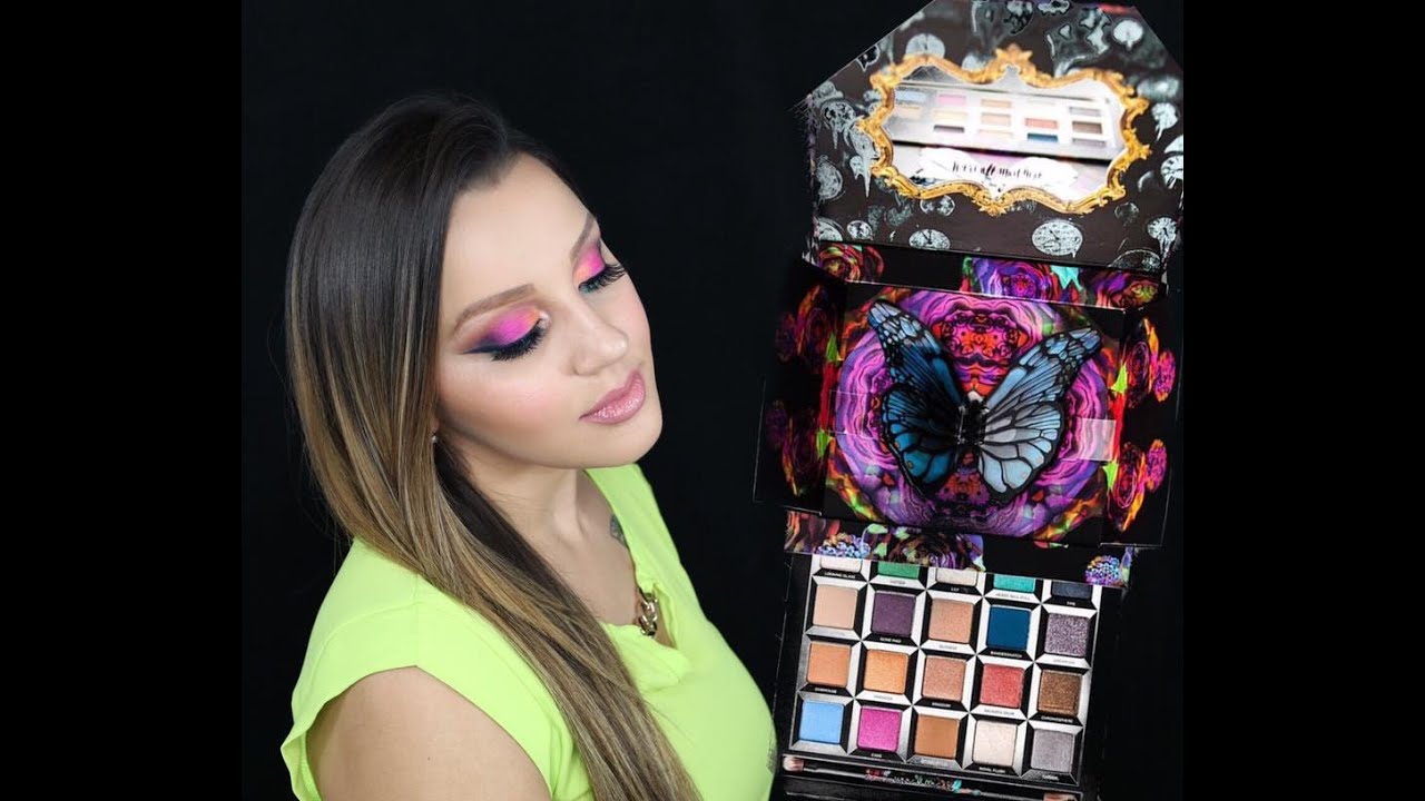 Alice through the looking glass Palette
