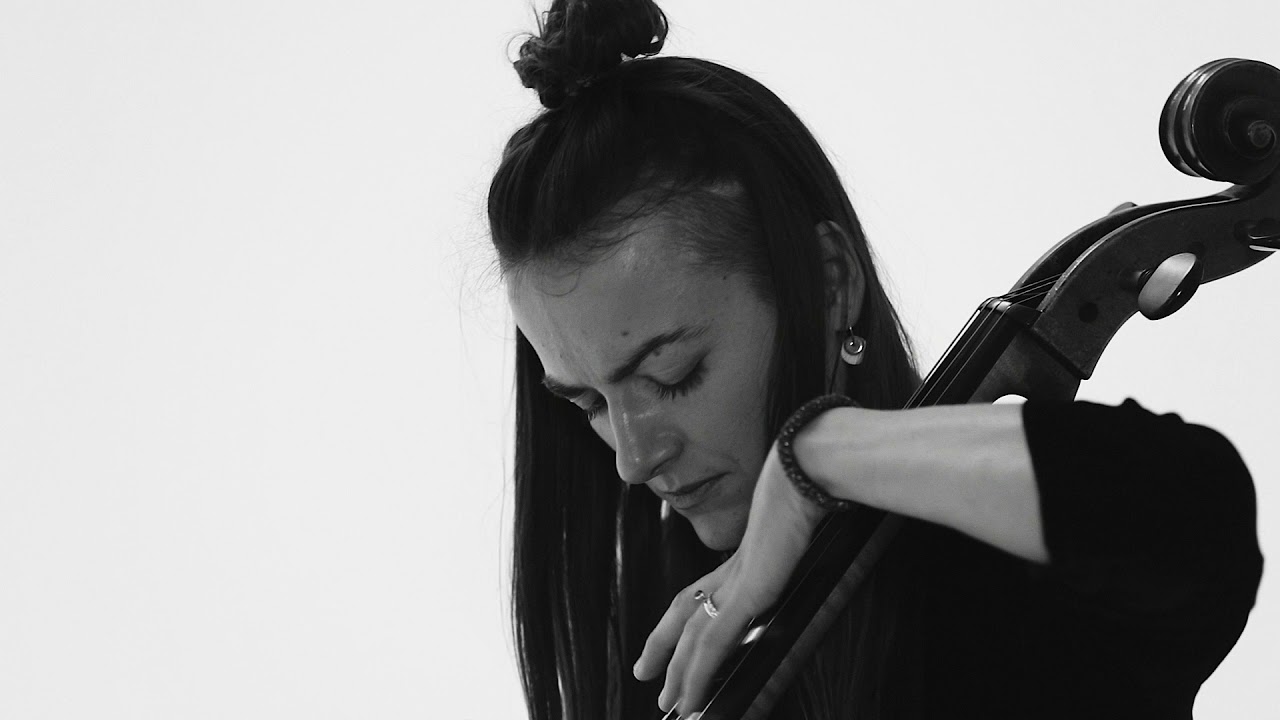 Kate Moore – Broken Rosary (2010)