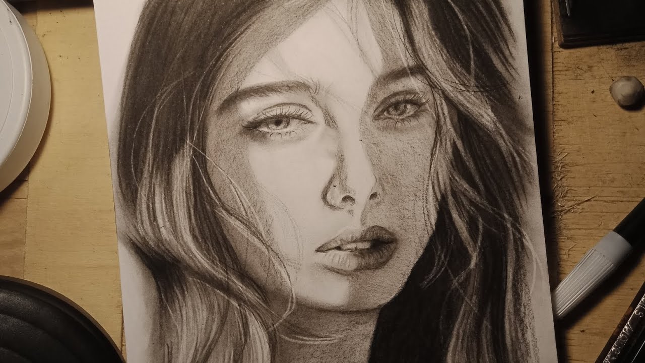 SAAT MATAHARI MENYENTUH WAJAH | MENGGAMBAR DENGAN PENSIL #charcoaldrawing  #realism #art 