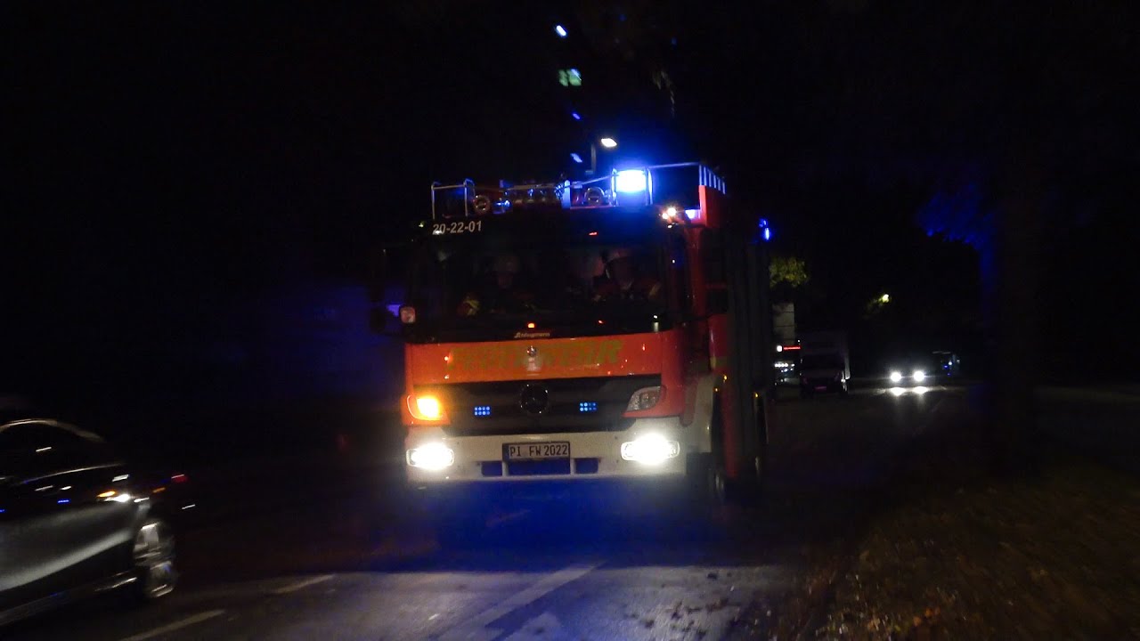 [Feuermeldung w&auml;hrend Dienstabend | PKW auf Einsatzfahrt!] Einsatzfahrten Feuerwehr Elmshorn