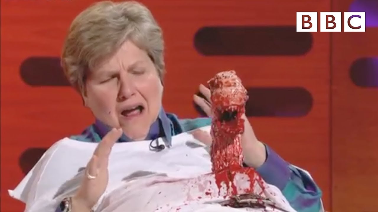 Sandi Toksvig re-enacts a scene from 'Alien' - The Graham Norton Show - BBC