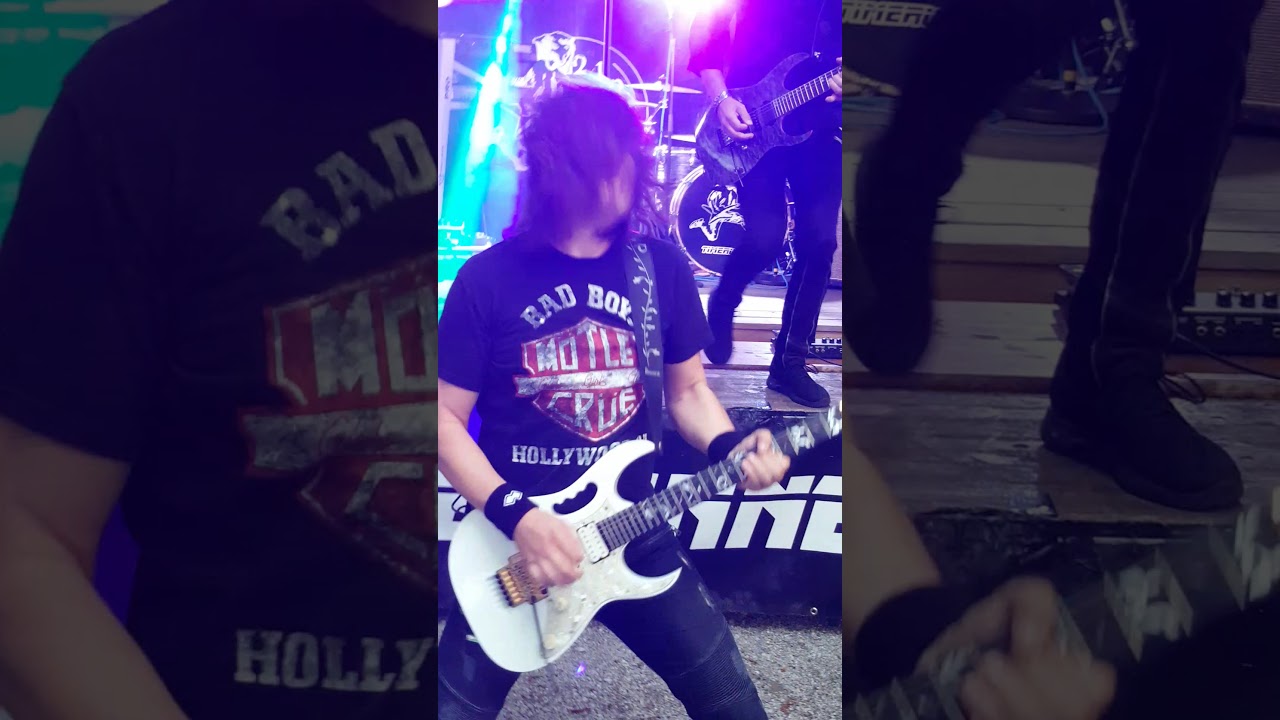 TIMERUNNER 03.08.2019 ROCKIN' ALL OVER THE WORLD Schlussteil von STATUS QUO in derPost in Herrsching