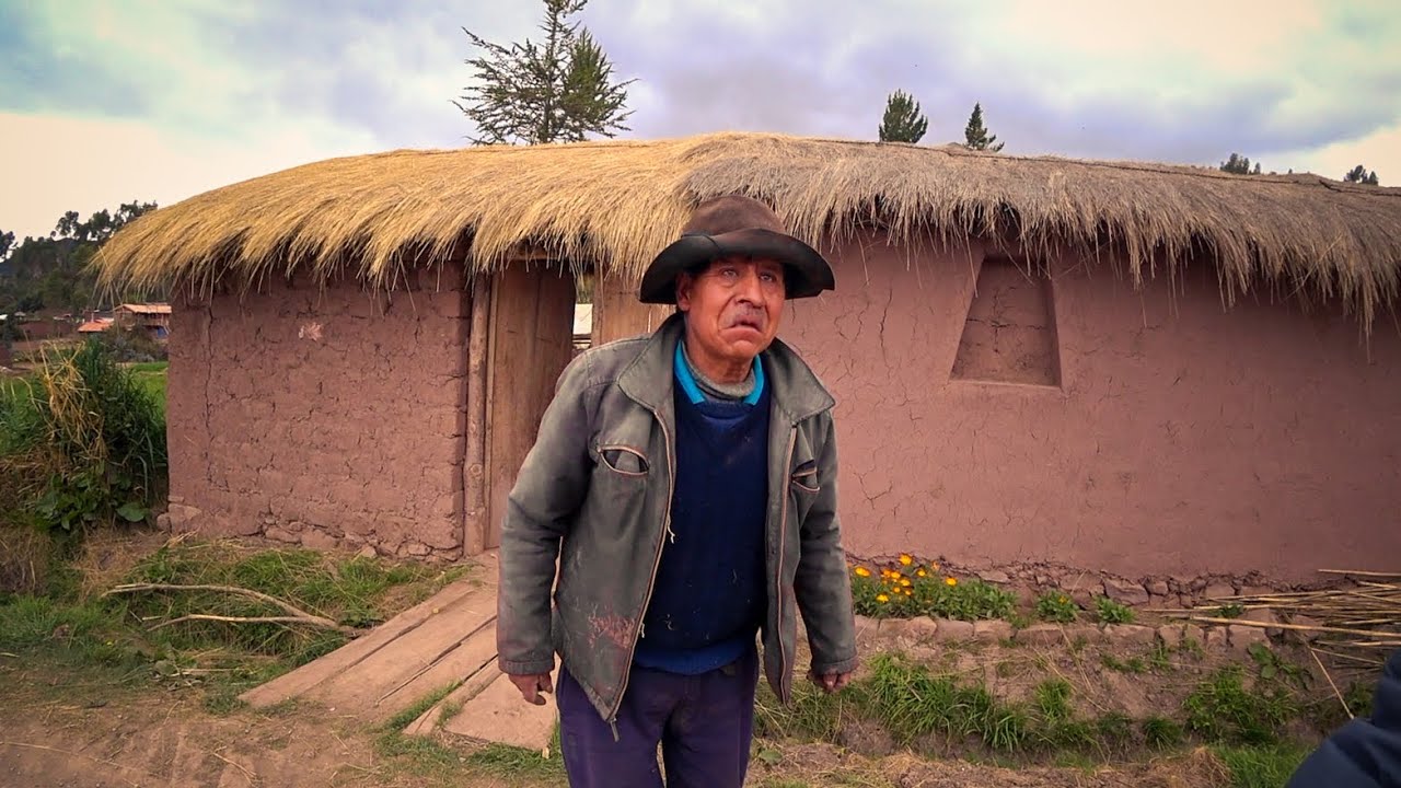 I crashed a Peru village...and they took my money 🇵🇪