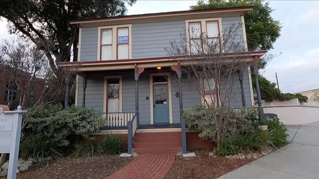 HADDONFIELD Evening - Halloween (1978) Deep Cut Locations & Eating At Radhika!! (Mr Thrasha Ep. 382)