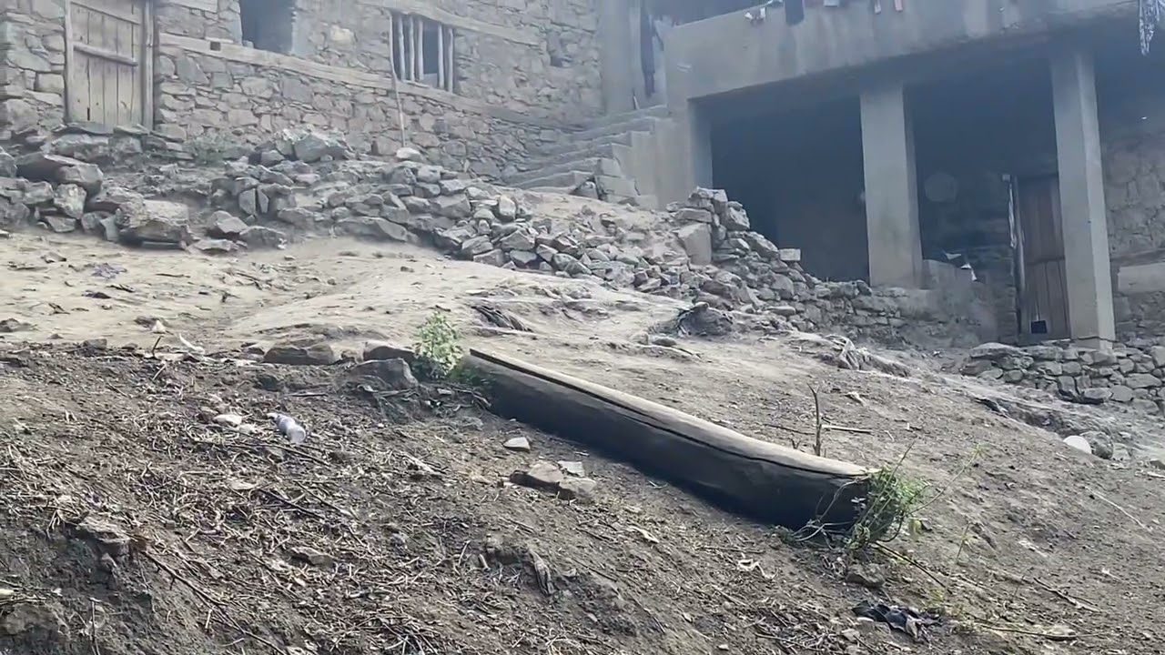 Bitlis Hizan Karbastı (Sermêt) köyü - tandır ekmeği - çeltik değirmeni - taş evler #karbastıköyü