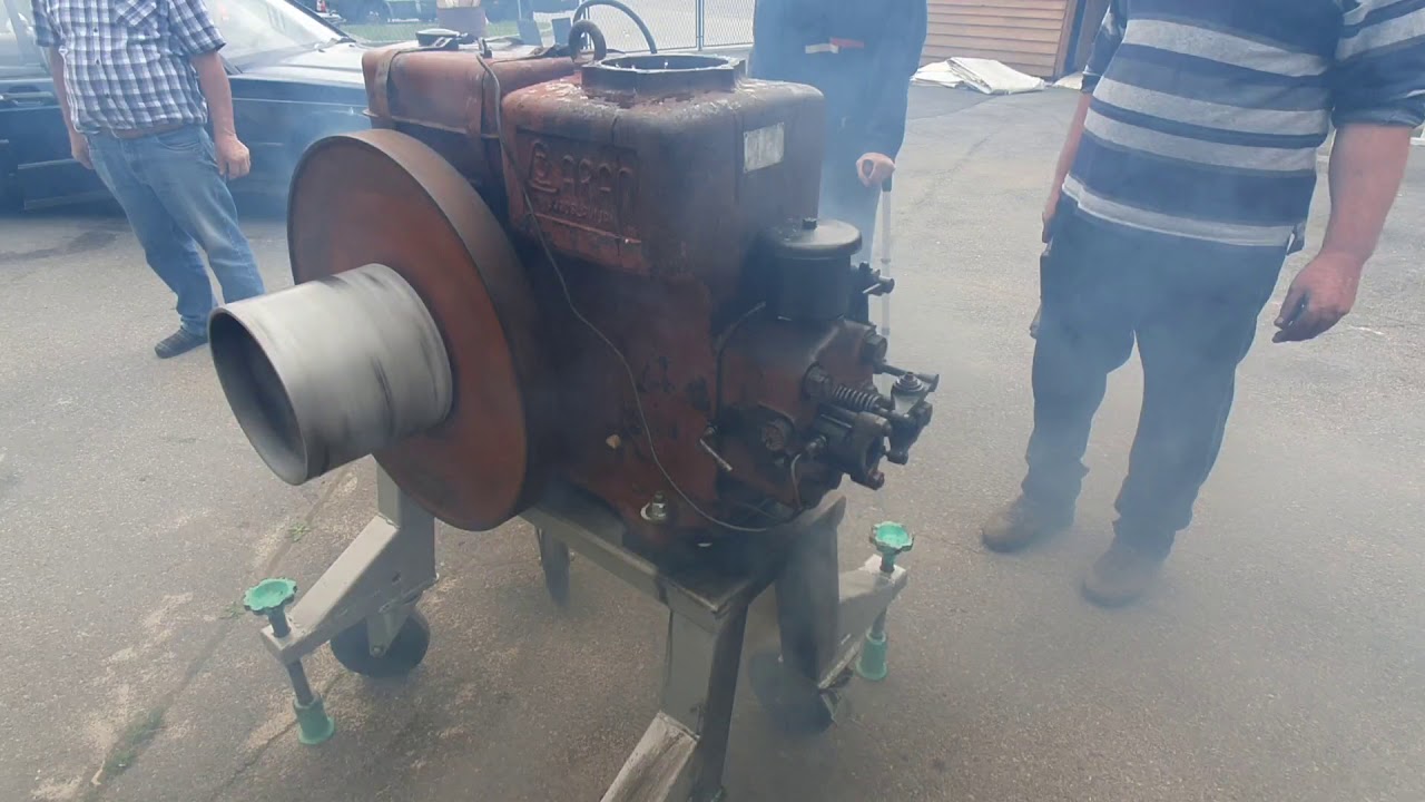 Old Diesel Engine Start up/Aran divlja kako ga smiriti