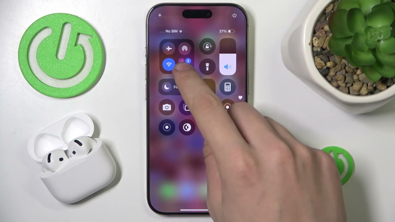 Apple AirPods 4 - Как использовать адаптивный звук - Объяснение динамического контроля звука