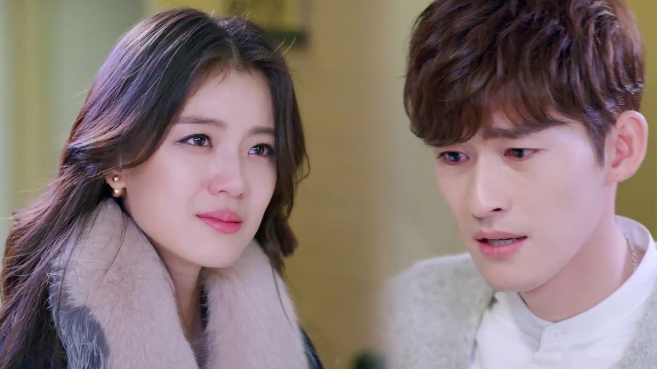 На седьмом месяце беременности она застает мужа с любовницей и ломается.