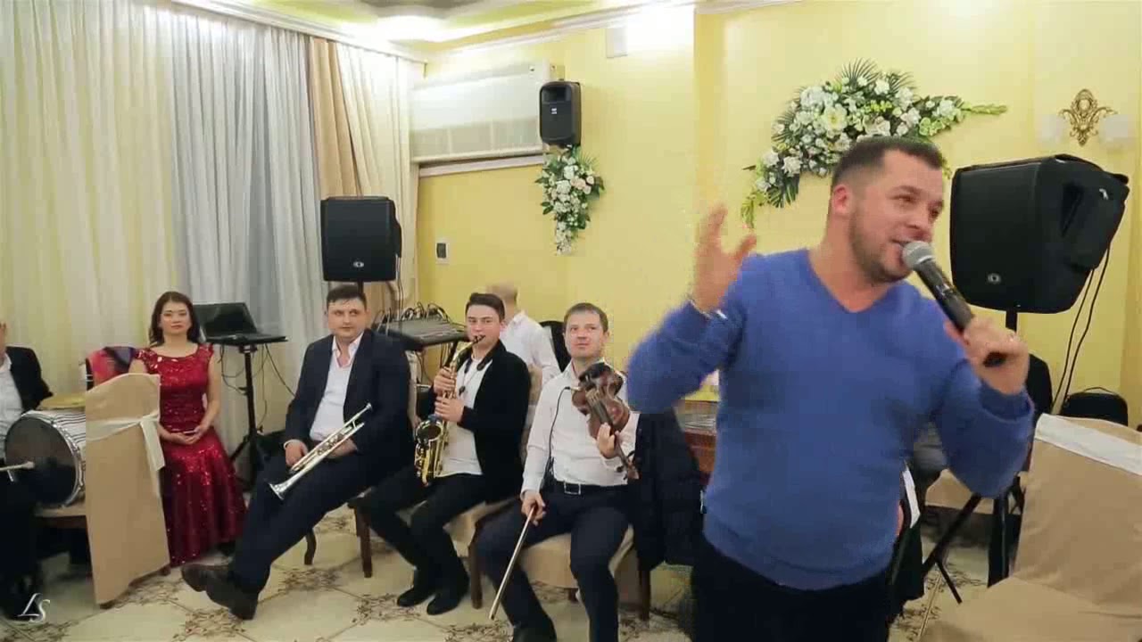 Oleg rulit cu formatia BASARABIA la voloca