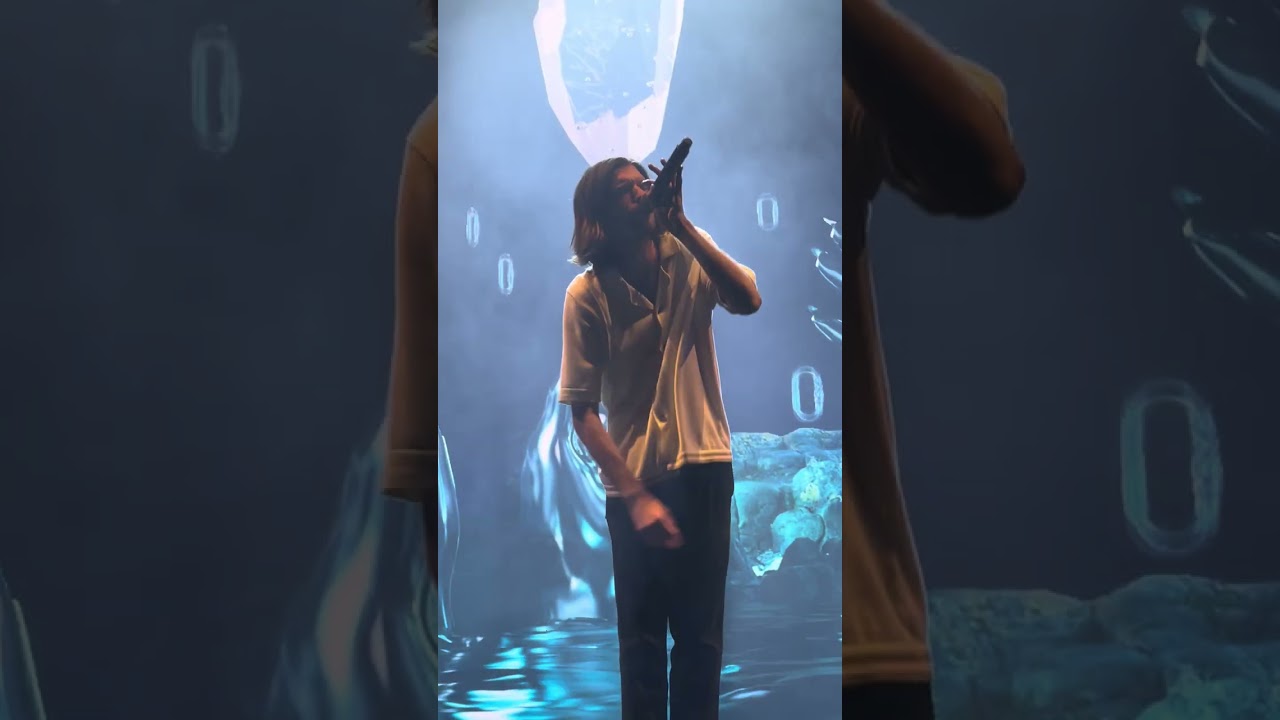 ODESZA - Better Now + Line of Sight ft. Naomi Wild & Mansionair live at Palacio de los Deportes