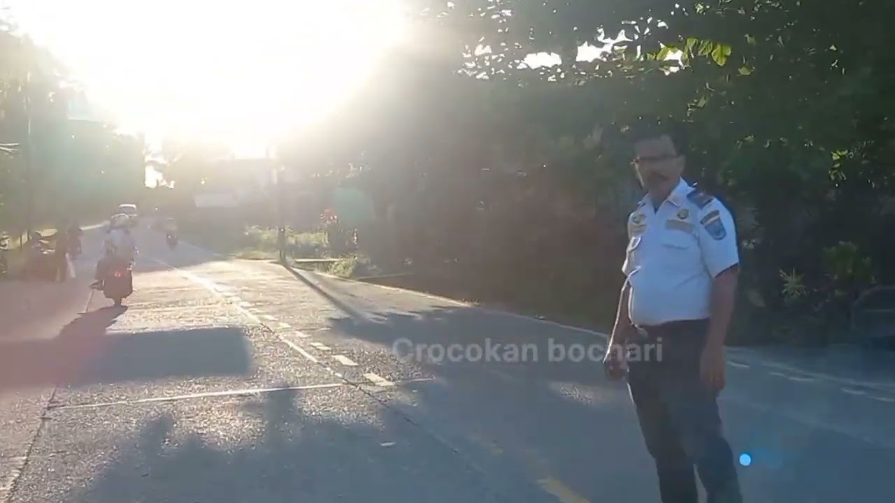 Jalan jalan ditua pejat sipora kepulauan mentawai