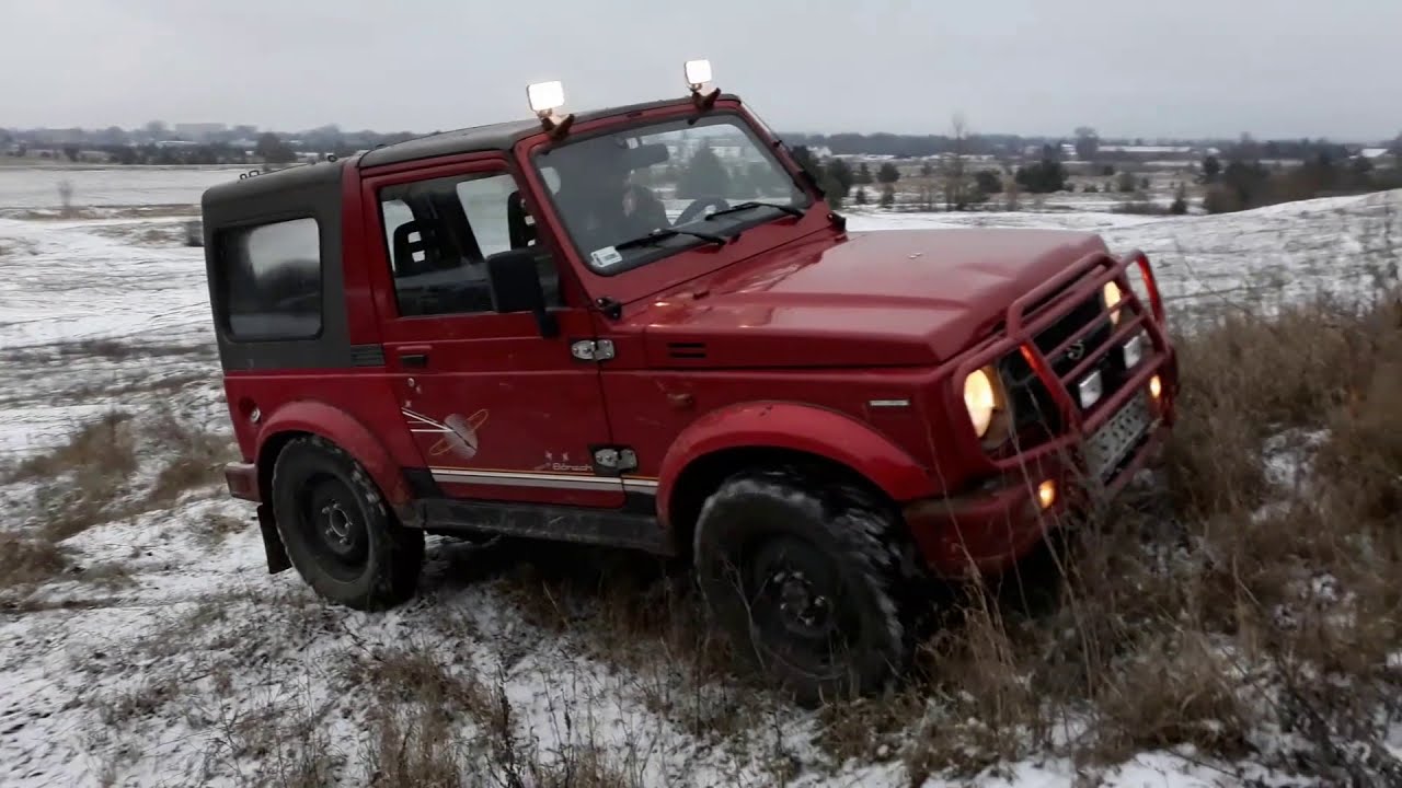 TESTY SUZUKI SAMURAI