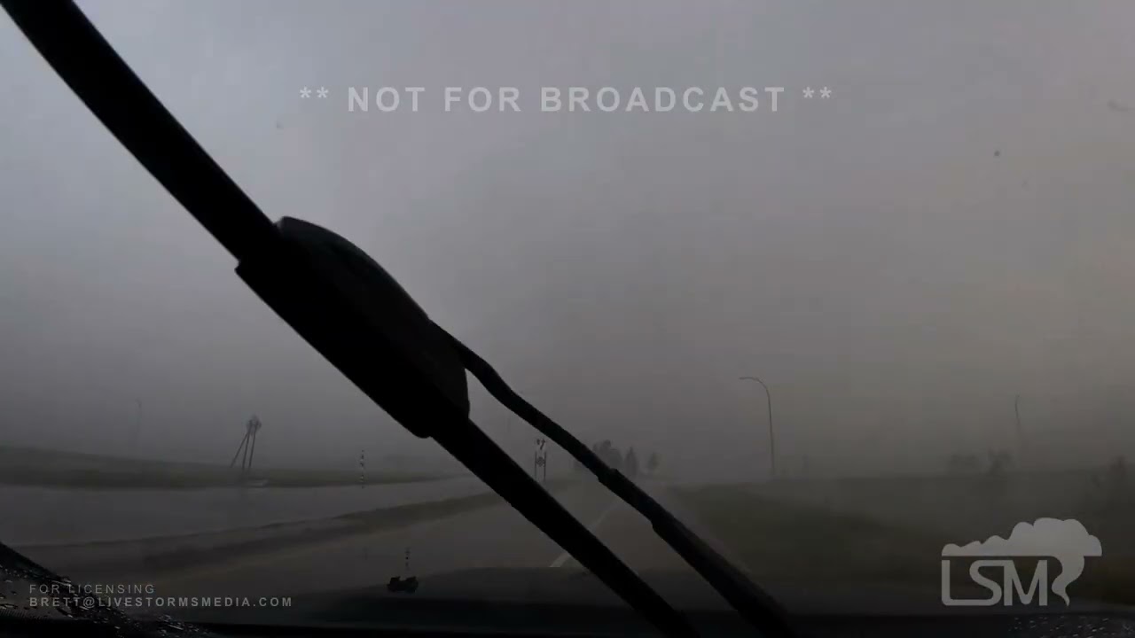 06-25-2025 Owatonna, MN  - QLCS Tornado - High Wind - Storm Structure - Accident Aftermath