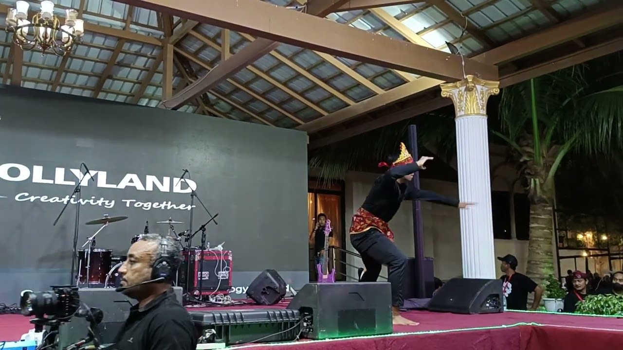 Pencak Silat Tampil Memukau di Pesta Rakyat KJRI Jeddah November 2024