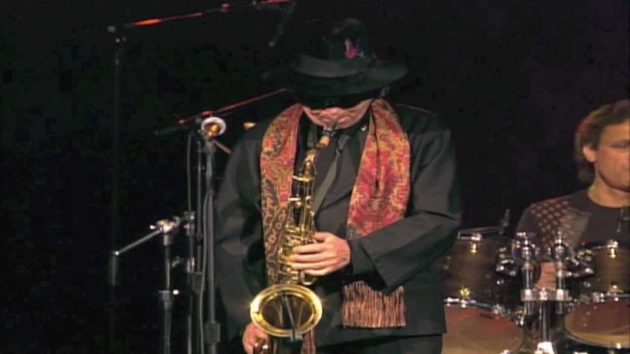 AQUI Y AJAZZ, GATO BARBIERI 