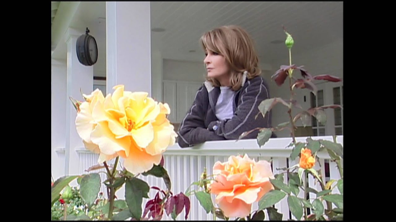 EyeSmart: Actress Deidre Hall Talks about Eye Health and AMD