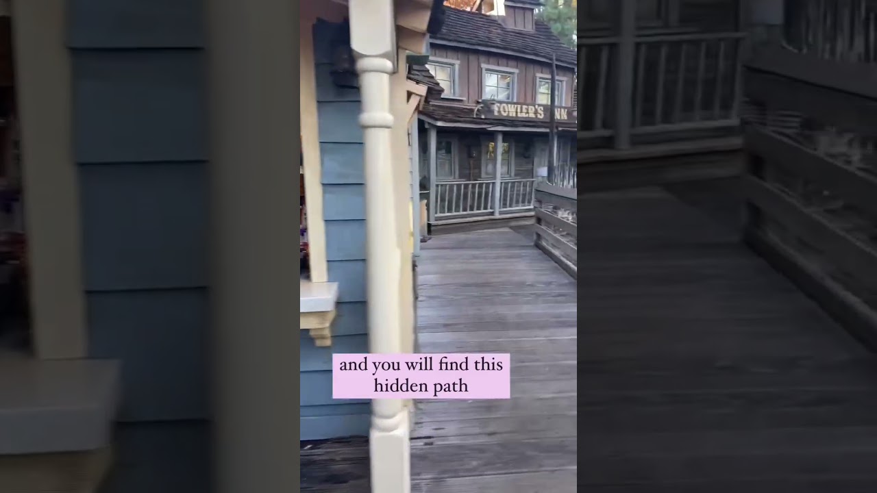 Hidden spot to eat lunch at Disneyland! #disneyland #disneytips