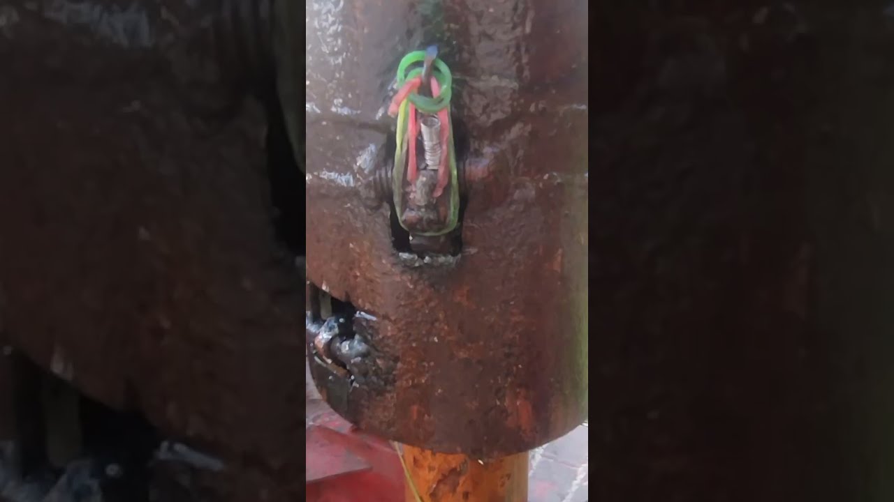 बोरवेल मोटर काडने बिनाकपलर ची,610 फुट काडली