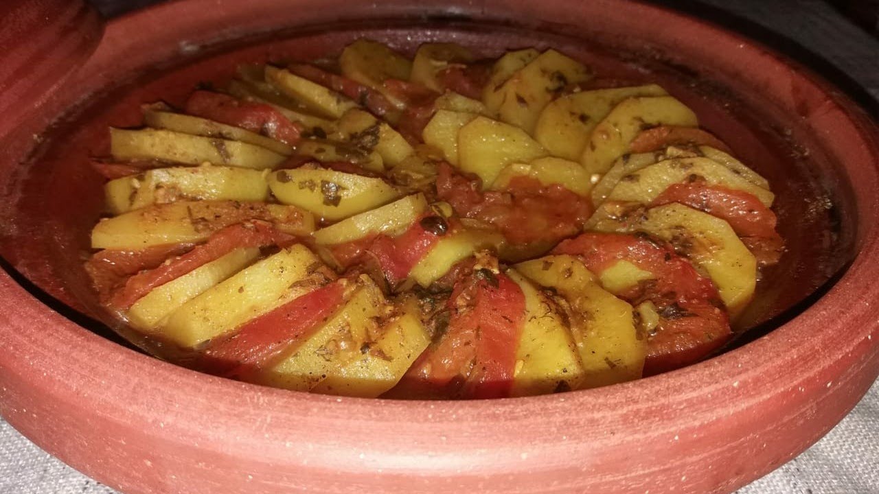 Tajin de patatas el mejor acompañante para la carne 😋 طاجين بطاطا للمبتدئات،سهل و لديد