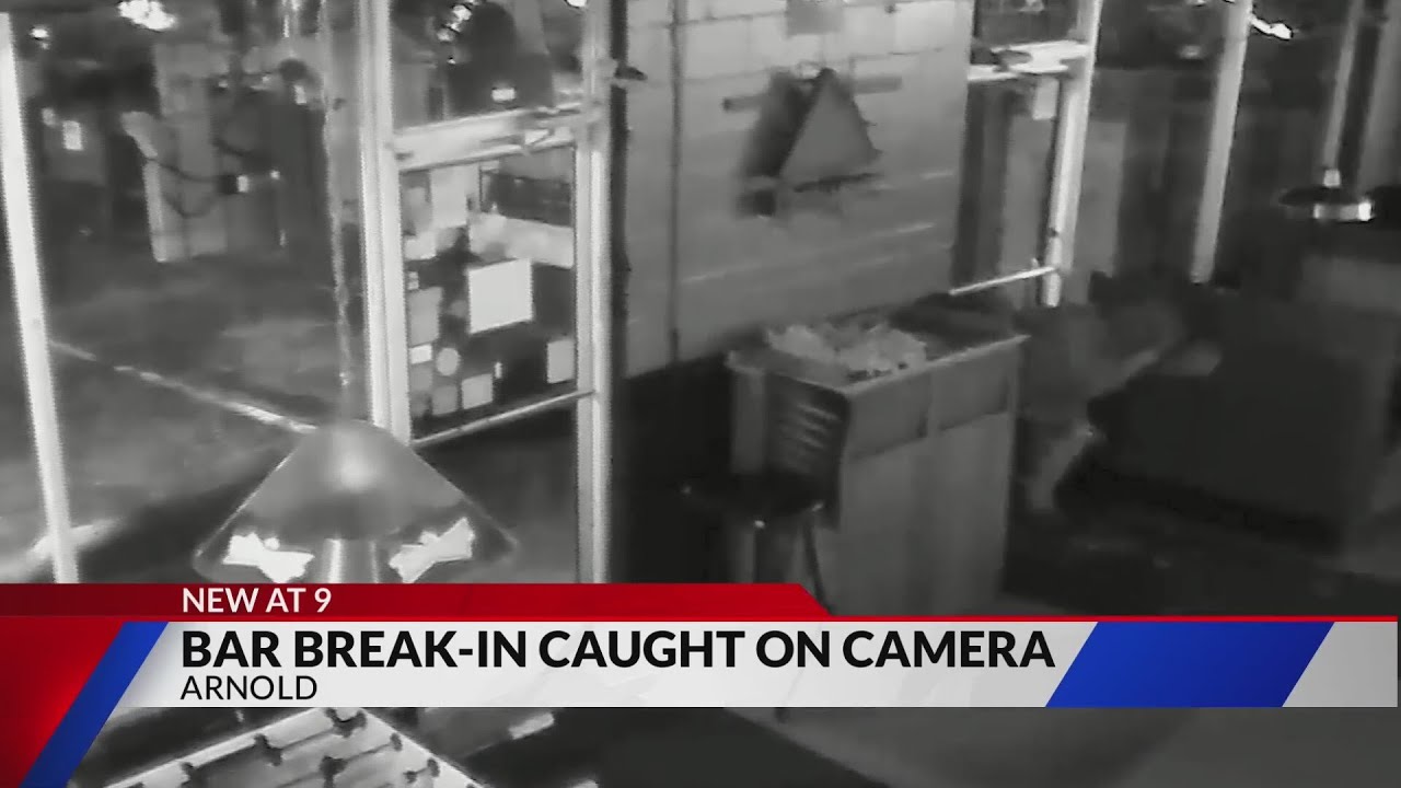 Bar break-in caught on camera, ATM stolen