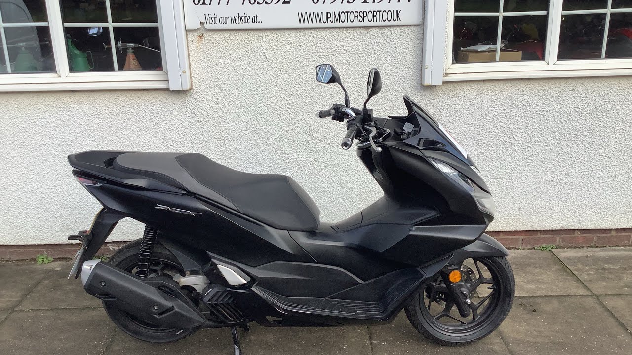 UPJ MOTORSPORT Honda WW 125 A-M 2022 72 reg, electrical fault doesn’t always start project £850