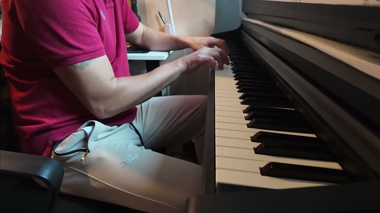 Maroon 5 GIrl like you Piano