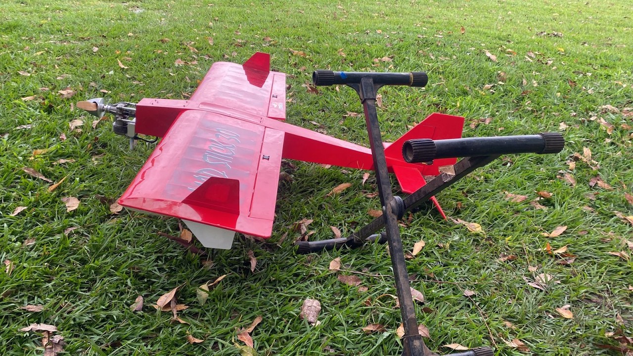 Aeromodelo Mad Stick Flyingcircus 35cc
