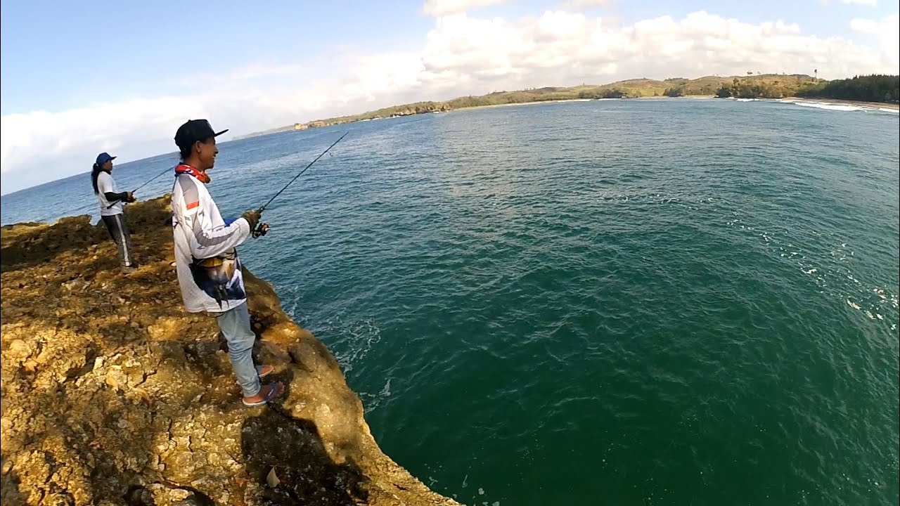 Mancing di pantai Serang Blitar || Mlapar rock fishing | #bangancah #47