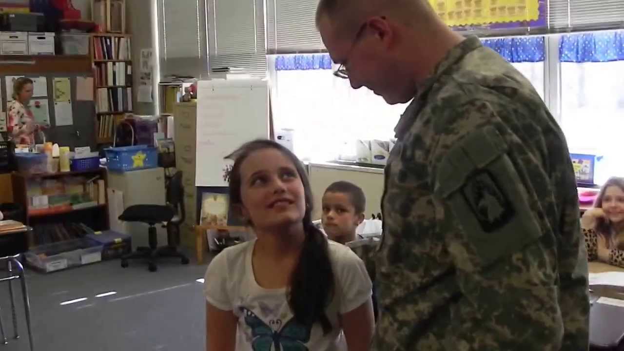 big brother home from U.S. Army surprises little sister