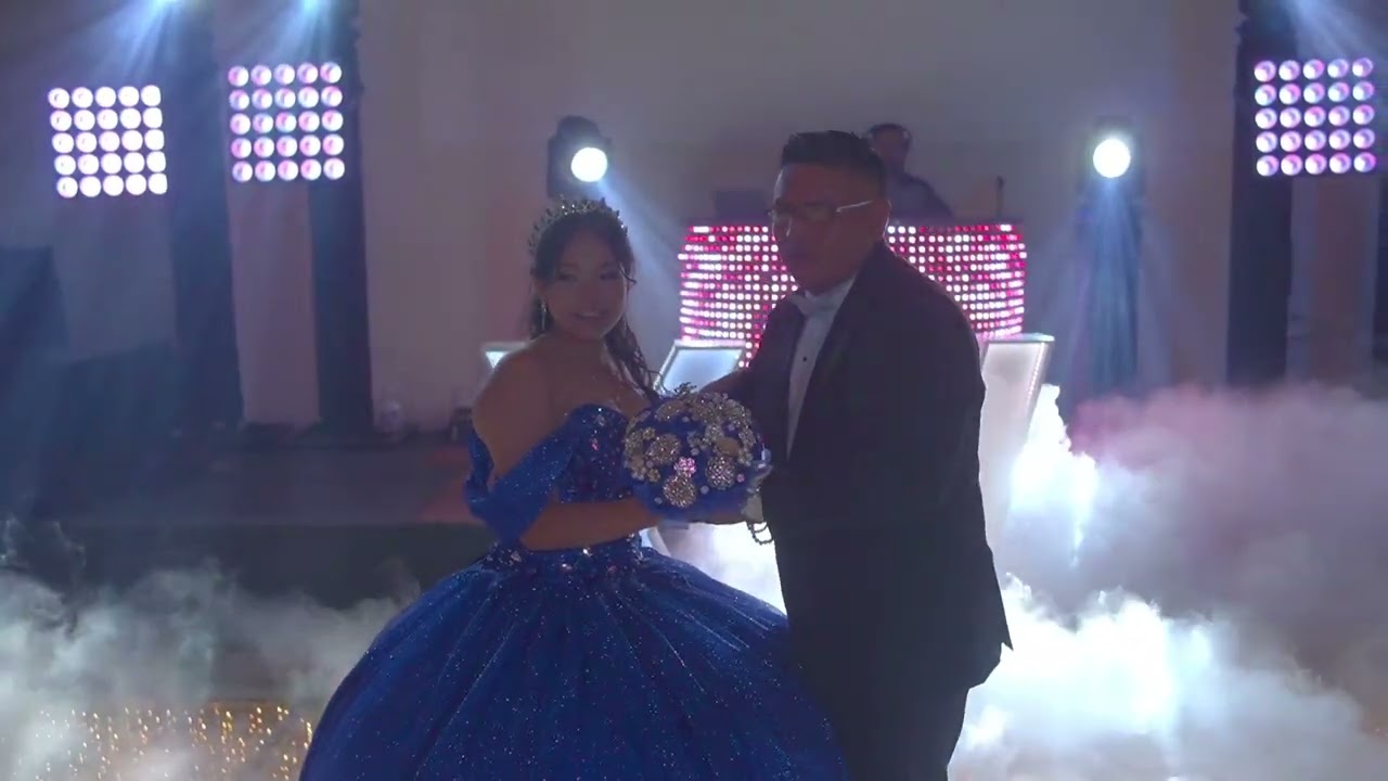 salon de xv villamont eventos presentacion vals en las nubes lluvia de mariposas y burbujas de humo