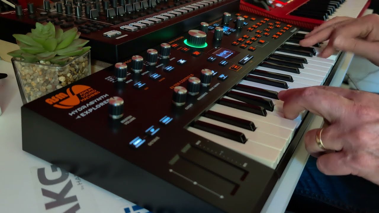 Sound exploration with the Hydrasynth Explorer