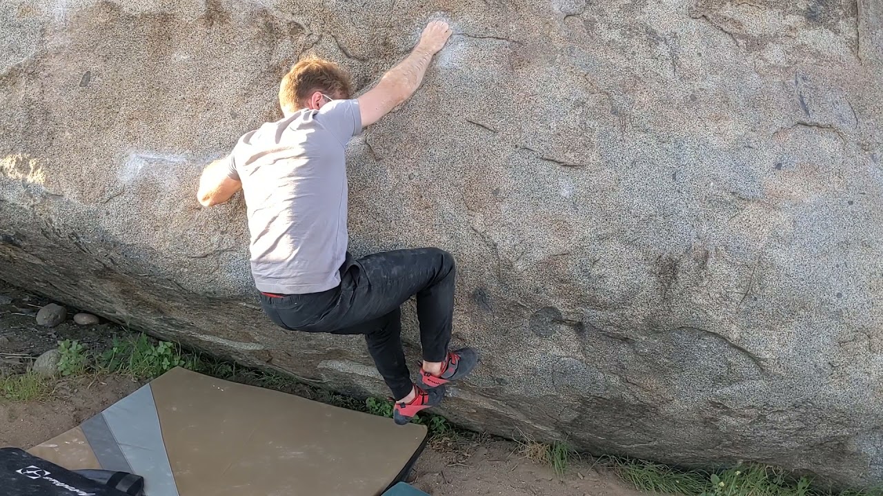 Bathang start EB boulder right Santee boulders