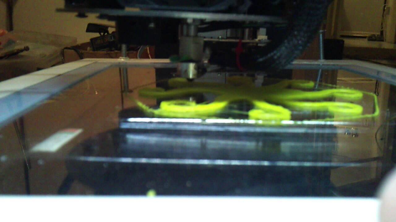 DIY delta 3D printer using low cost recycled parts