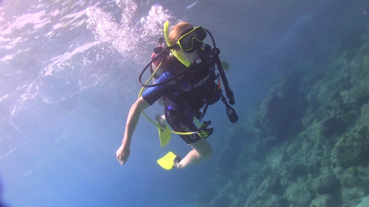 Curacao 2016 introductieduik Noa, Eline en Marco