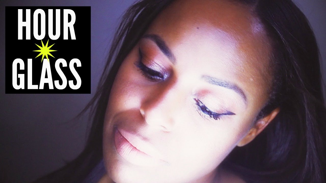 Hourglass Strobing Powder Brilliant Light Swatch Video I ByBare