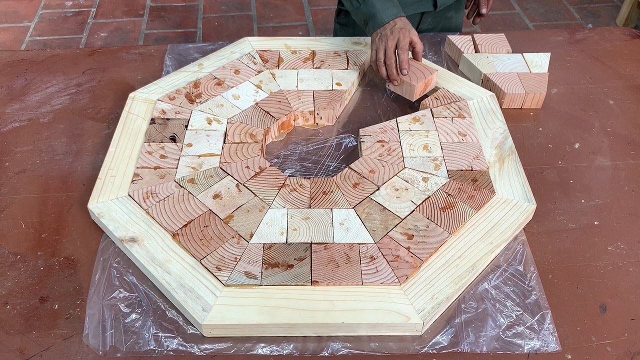 Incredible Wood Recycling Ideas Surprise You // A Unique And Sturdy Table That You Haven't Seen Yet