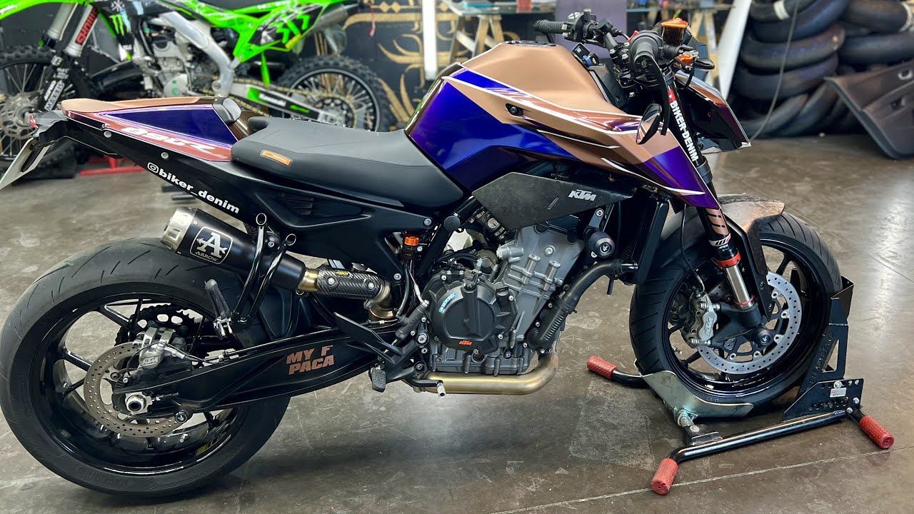JE CUSTOM MA 890 DUKE POUR LES 100K ! 🥳