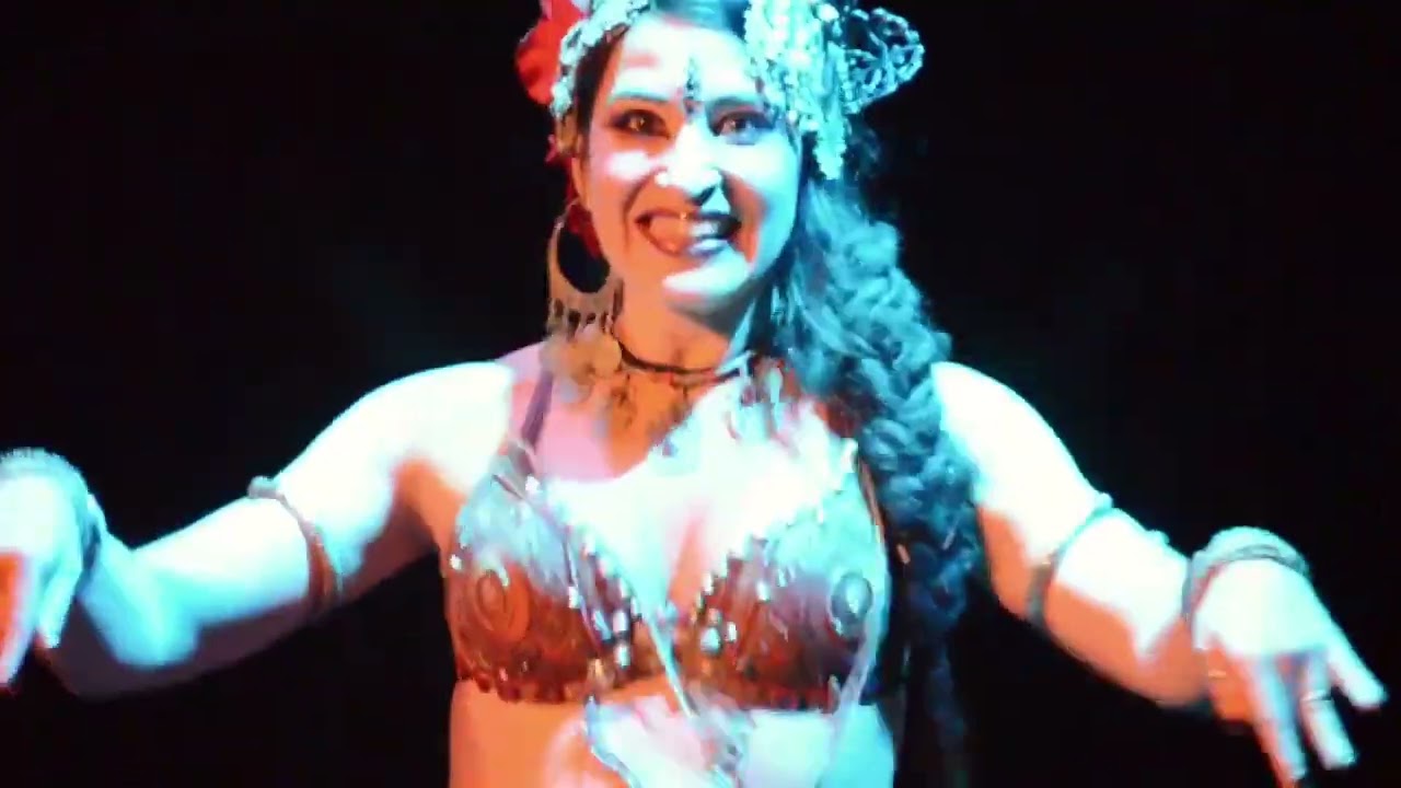 Silvia Salamanca -  Percusion solo -  Show Tribal Puro y Duro Yule 2016