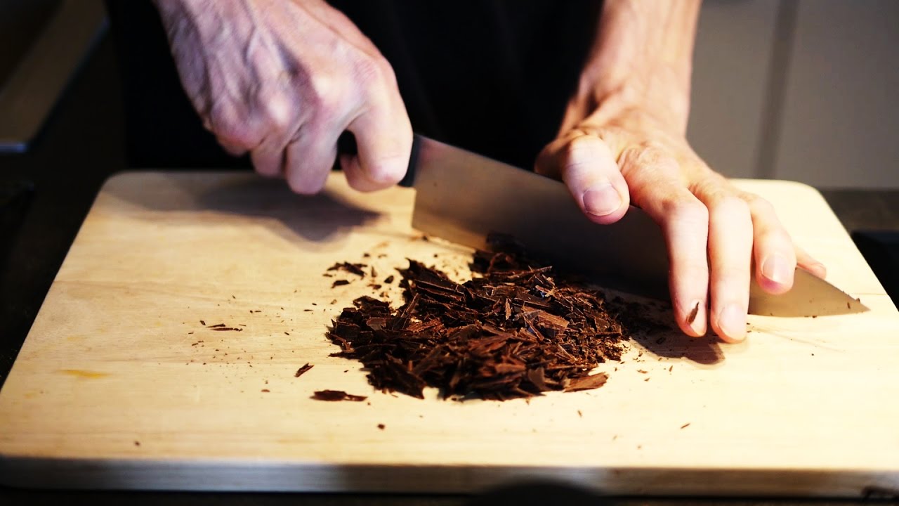 [No Talking ASMR] Let's make a vegan chocolate almonds cake!