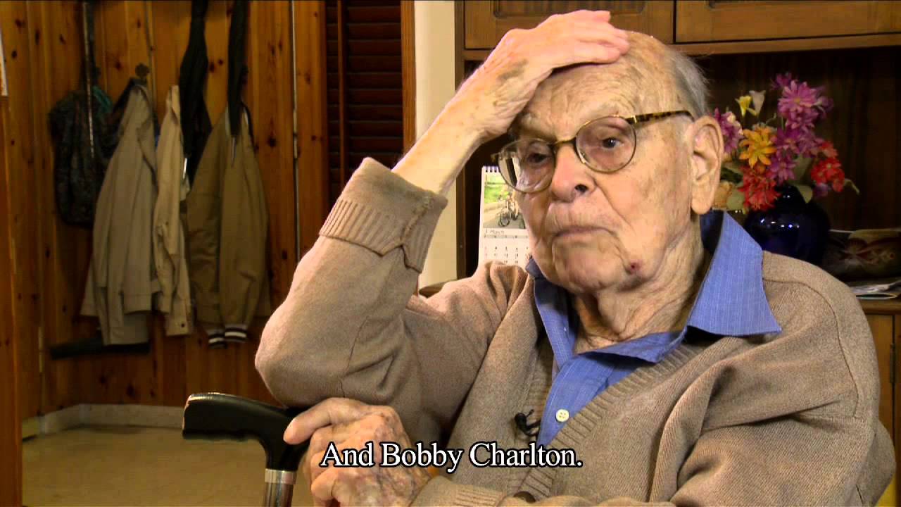 Oldest Manchester United fan, 99 years old. Amazing! Must see!