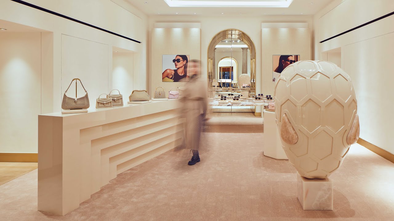 An Italian Escape at Milan Fashion Week: Bulgari Spring Summer 2024 | Bulgari Accessories