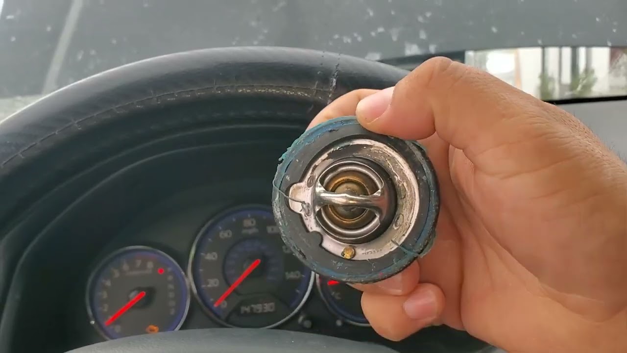 Por Que Mi Honda Civic 2001 Al 2006 Tira El Refrigerante O Lo Regresa Al Deposito [Solucion]