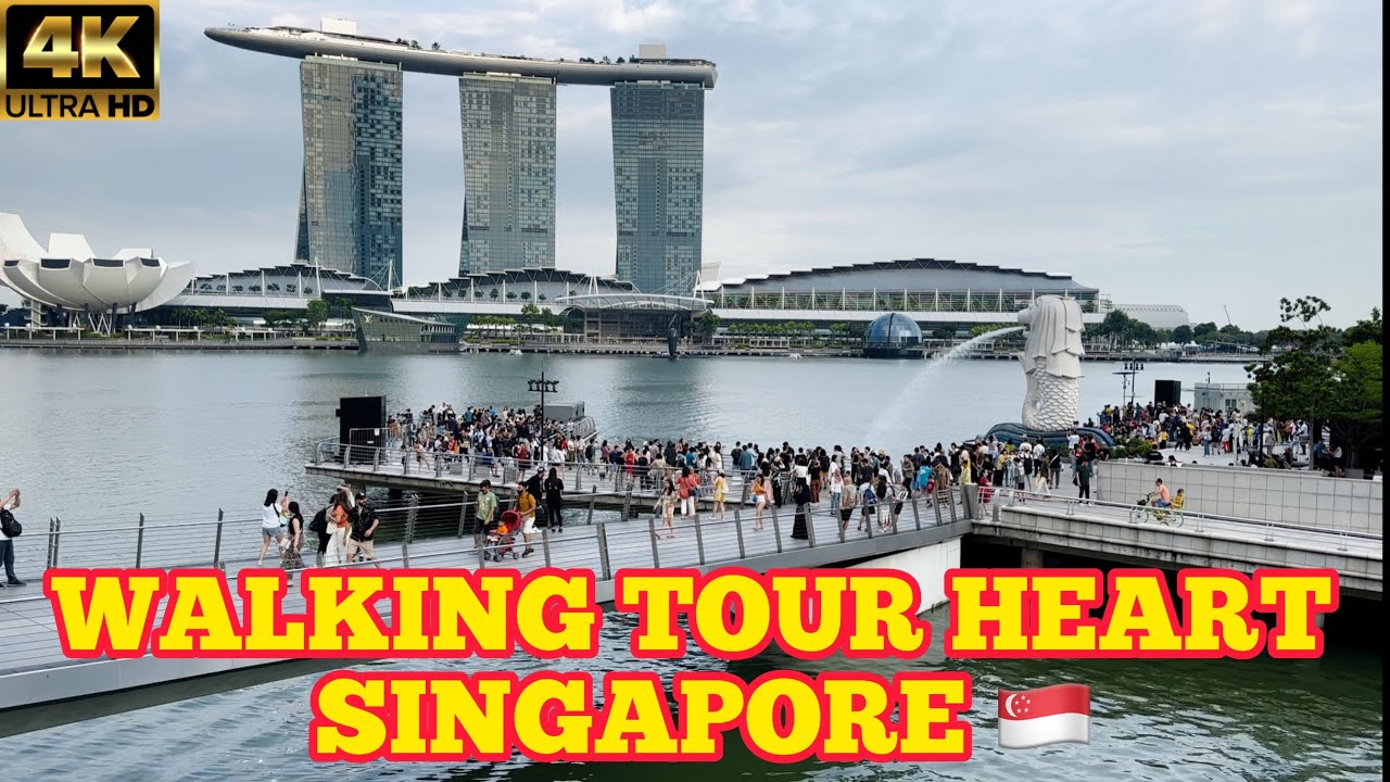 SIGHTSEEING IN THE HEART OF SINGAPORE WALKING TOUR ALONG WITH MARINA BAY