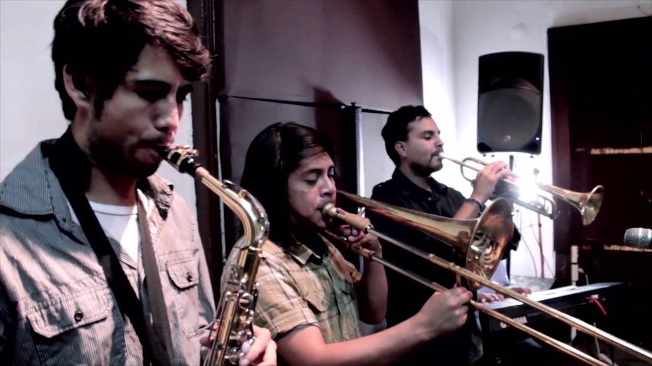SKA MAKERS - Listen When I Say (I love You) | El Monitor