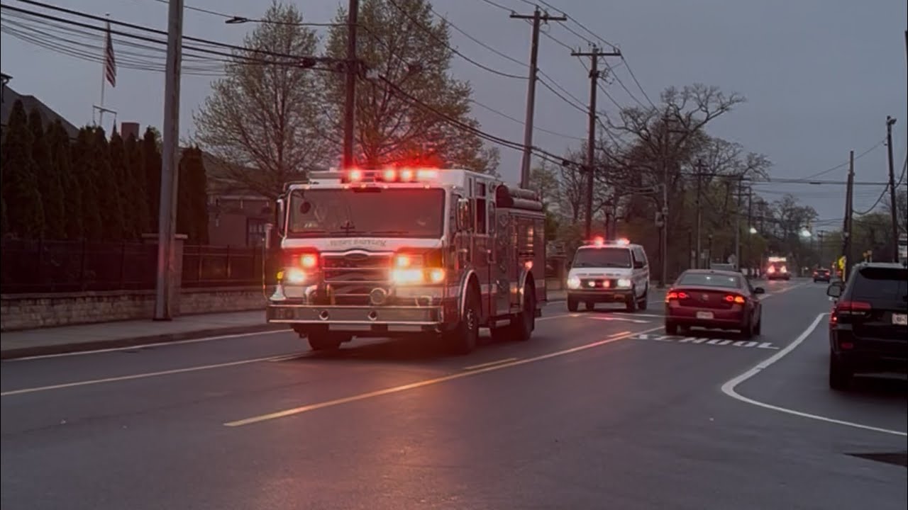 Major Fire Truck Response to a Working House Fire in North Babylon NY 4/26/25